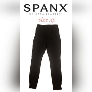 SPANX® Look At Me Now solid black leggings